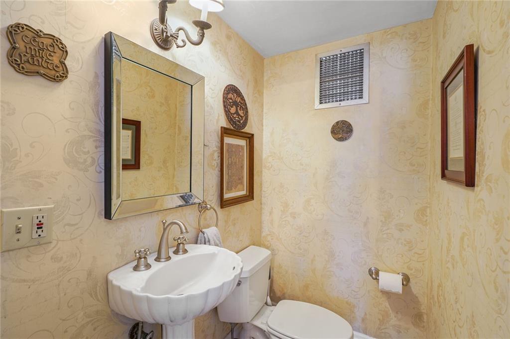 58 Fontainebleau Drive, New Orleans, Louisiana image 11