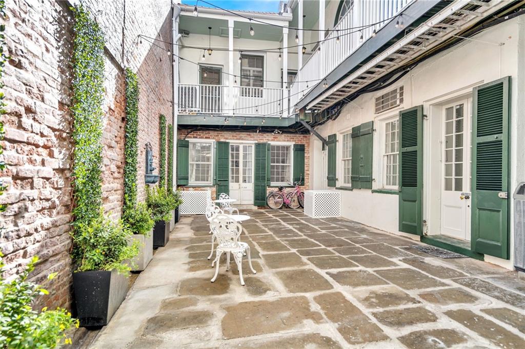 818 Bourbon Street #1B, New Orleans, Louisiana image 5