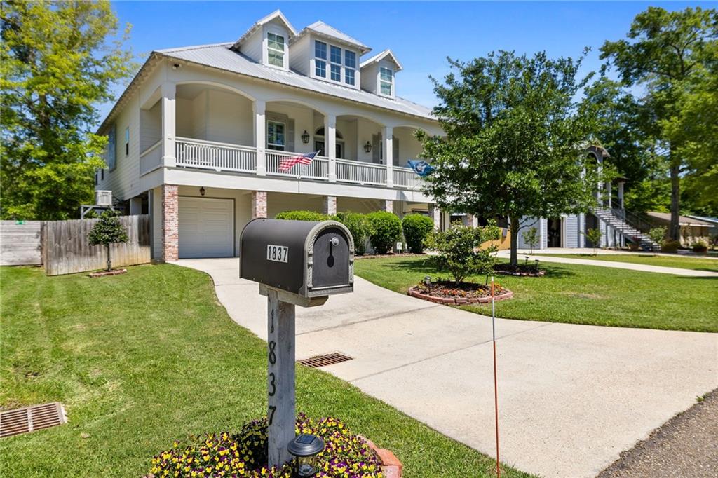 1837 Livingston Street, Mandeville, Louisiana image 1