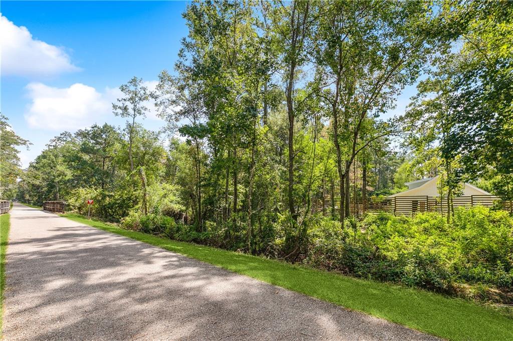 72315 Kustenmacher Road, Abita Springs, Louisiana image 3