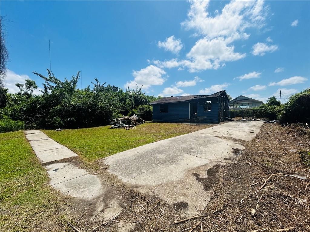 2423 Elmwood Park Drive, New Orleans, Louisiana image 9