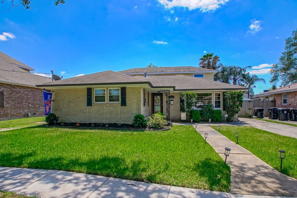 1244 Gardena Drive, New Orleans, Louisiana image 1