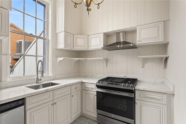 415 Burgundy Street #2A, New Orleans, Louisiana image 13
