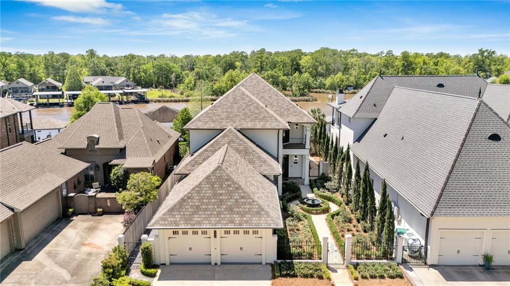 21013 Waterfront East Drive, Maurepas, Louisiana image 1