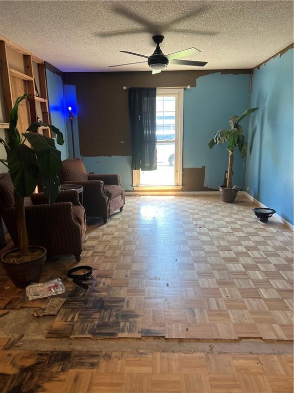 4032 Deerglen Drive, Harvey, Louisiana image 2
