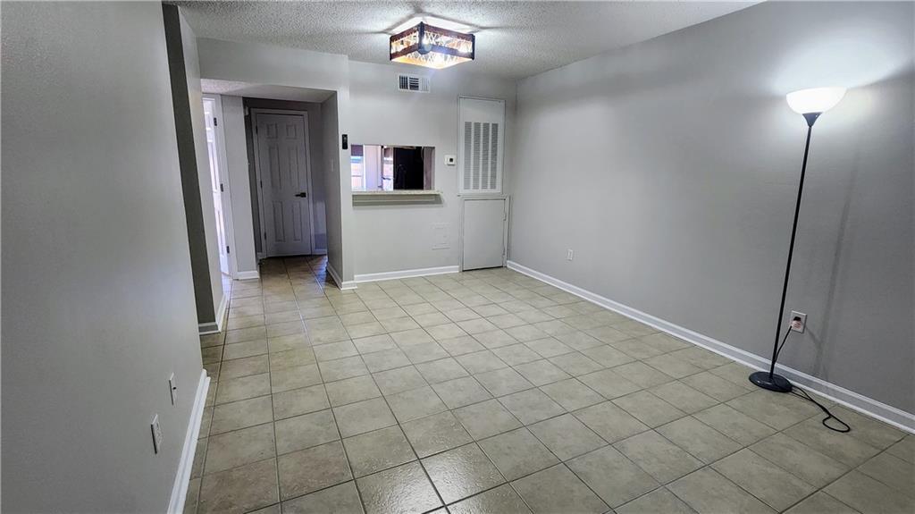 2301 Edenborn Ave Avenue #102, Metairie, Louisiana image 3