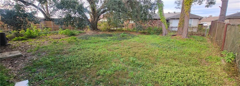 2468 Lynnbrook Drive, Harvey, Louisiana image 9