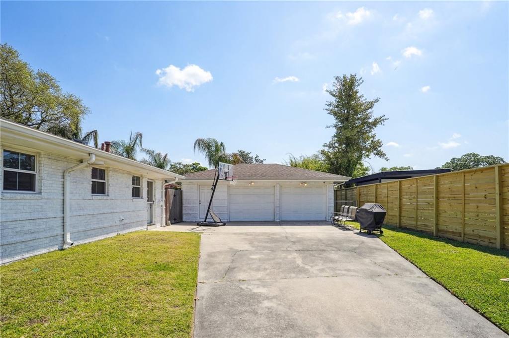 6411 Saint Bernard Avenue, New Orleans, Louisiana image 29