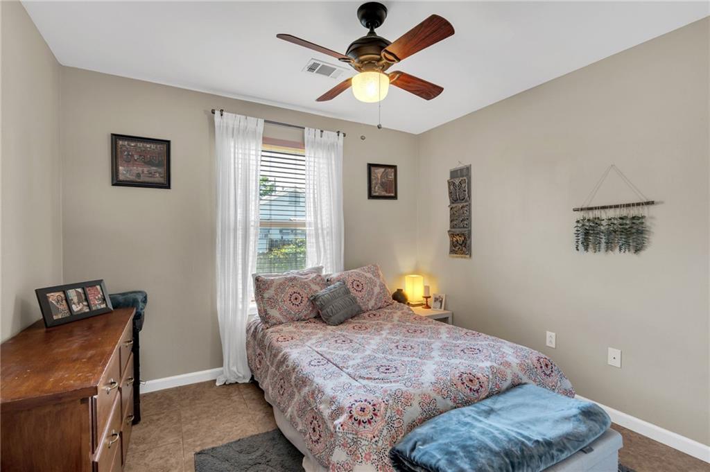 8810 Palmetto Street, New Orleans, Louisiana image 20