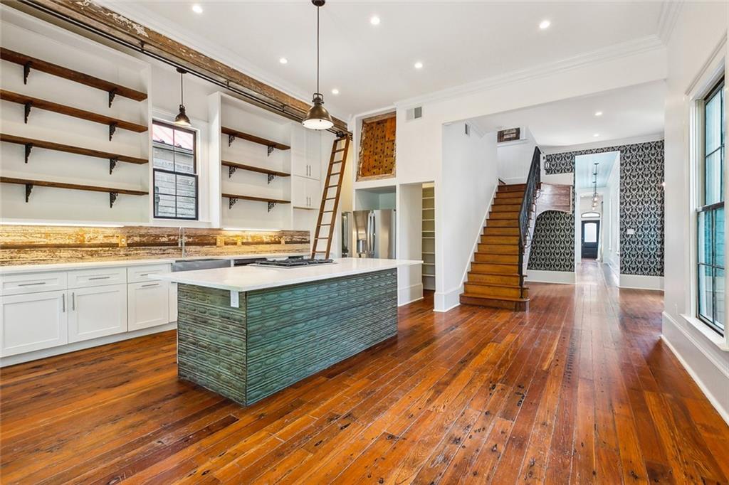 820 Alvar Street, New Orleans, Louisiana image 4