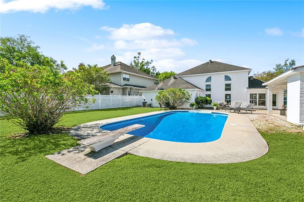 126 Woodchase Drive, Belle Chasse, Louisiana image 22