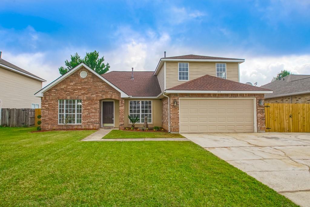 404 Creekside Court, Covington, Louisiana image 1