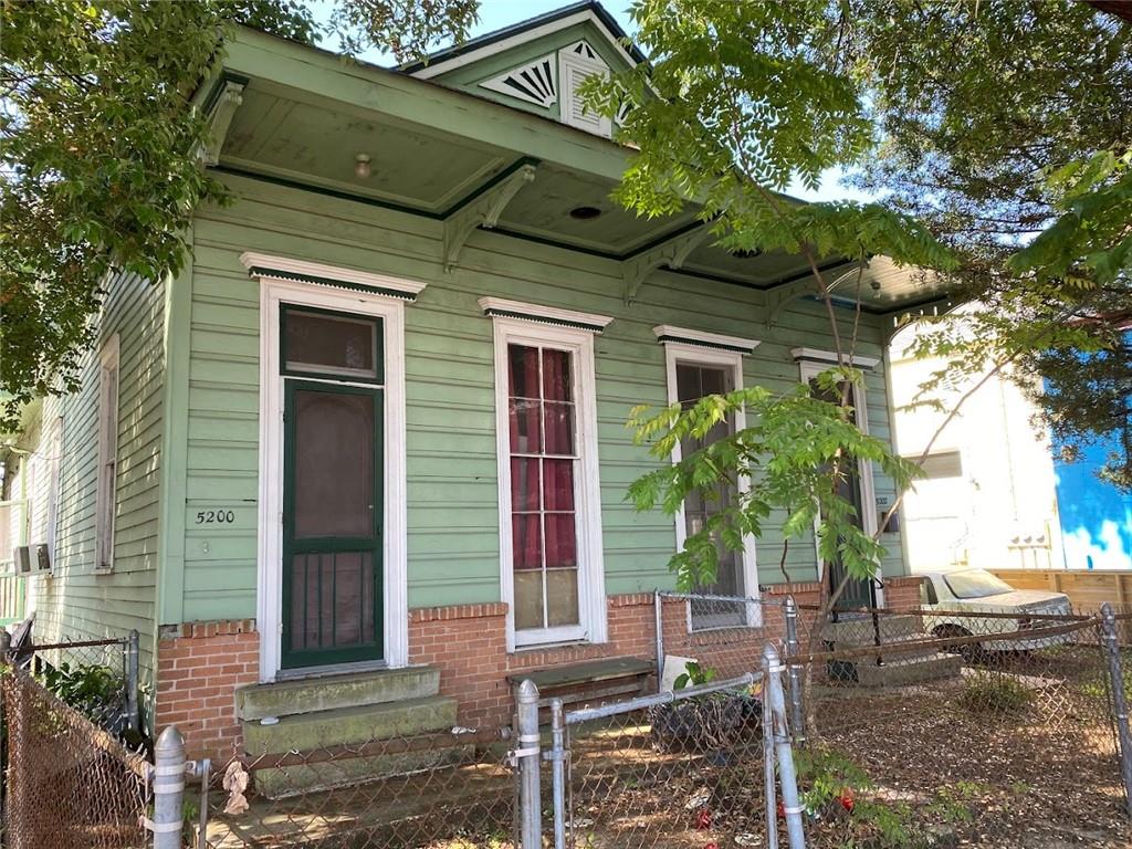 5200 02 Magazine Street, New Orleans, Louisiana image 2