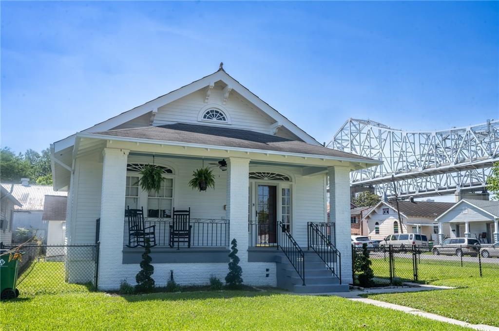 405 Franklin Avenue, Gretna, Louisiana image 1
