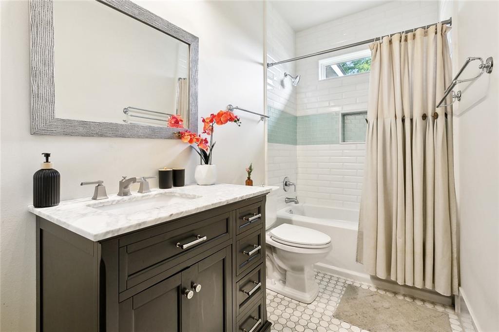 229 Jaguar Drive, Arabi, Louisiana image 11