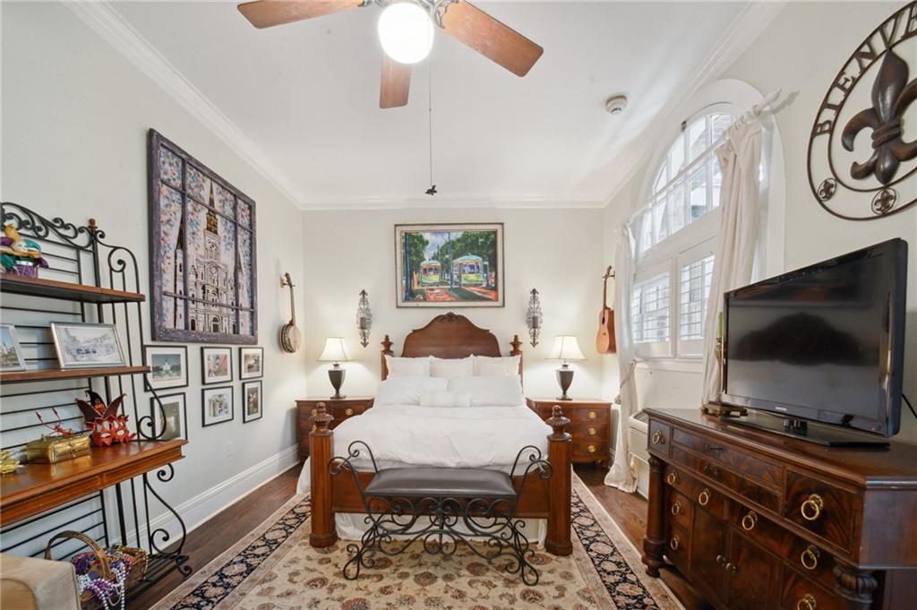 921 Chartres Street #2, New Orleans, Louisiana image 4