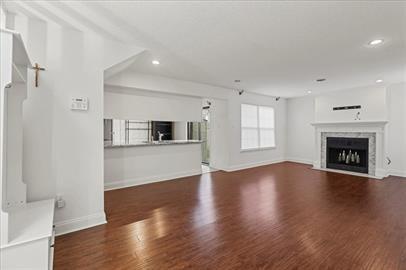 1500 Esplanade Avenue #12 D, Kenner, Louisiana image 2
