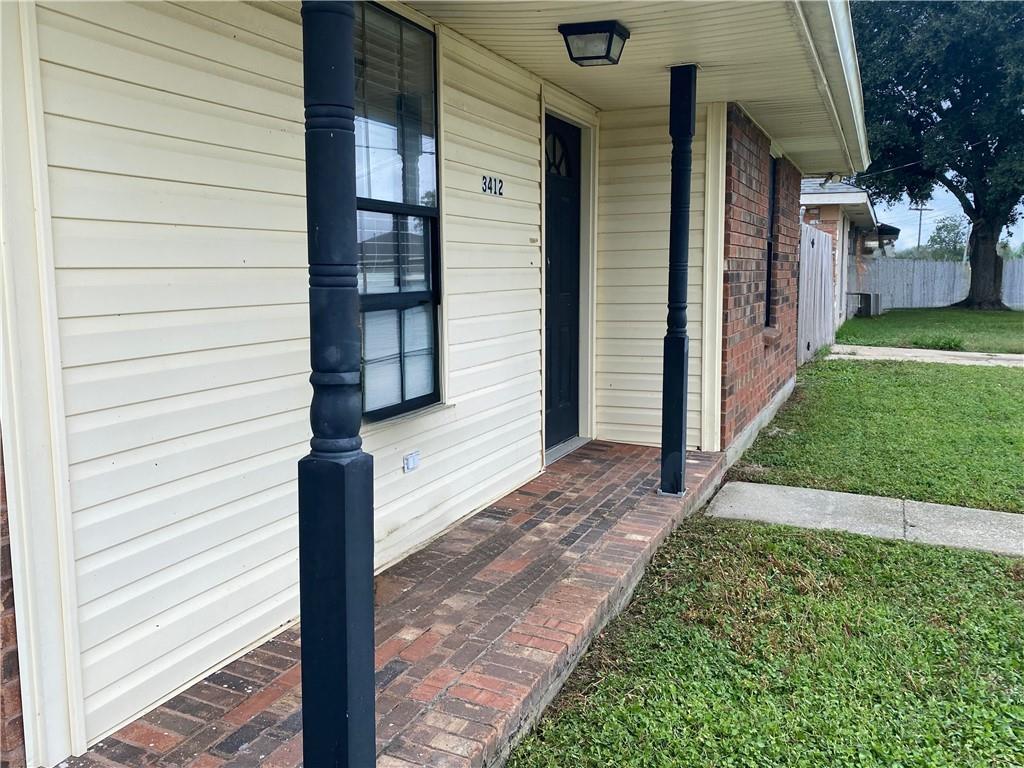 3412 Shannon Drive, Violet, Louisiana image 2