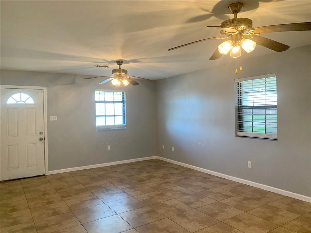 3412 Shannon Drive, Violet, Louisiana image 3
