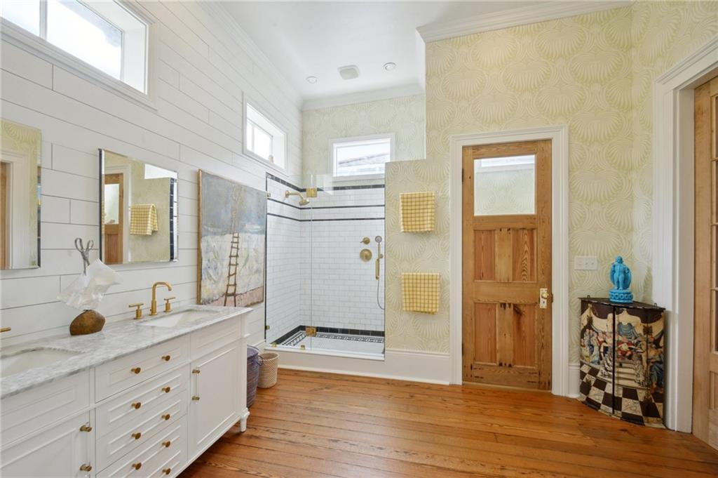 722 Constantinople Street, New Orleans, Louisiana image 25