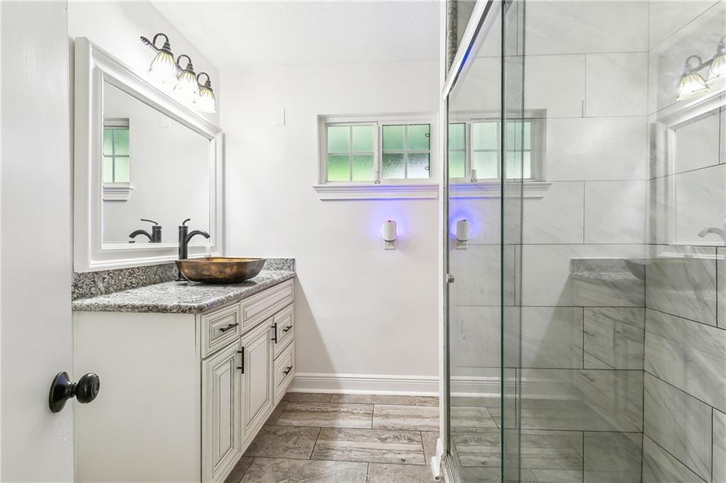 2121 Mediamolle Drive, New Orleans, Louisiana image 11