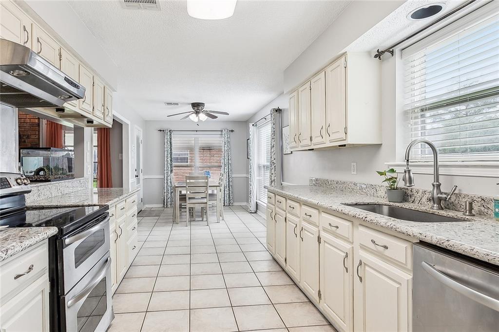 3754 Ashton Drive, Destrehan, Louisiana image 12