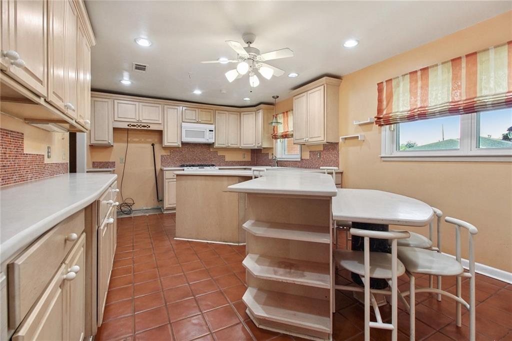 4416 Henican Place, Metairie, Louisiana image 3
