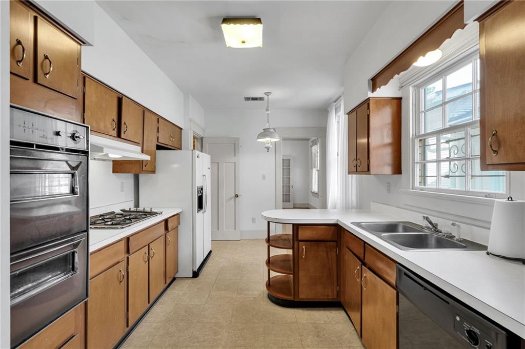 1725 Pine Street, New Orleans, Louisiana image 11