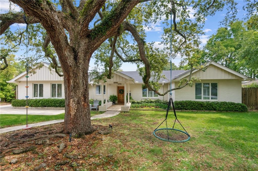 6415 Perlita Drive, New Orleans, Louisiana image 2