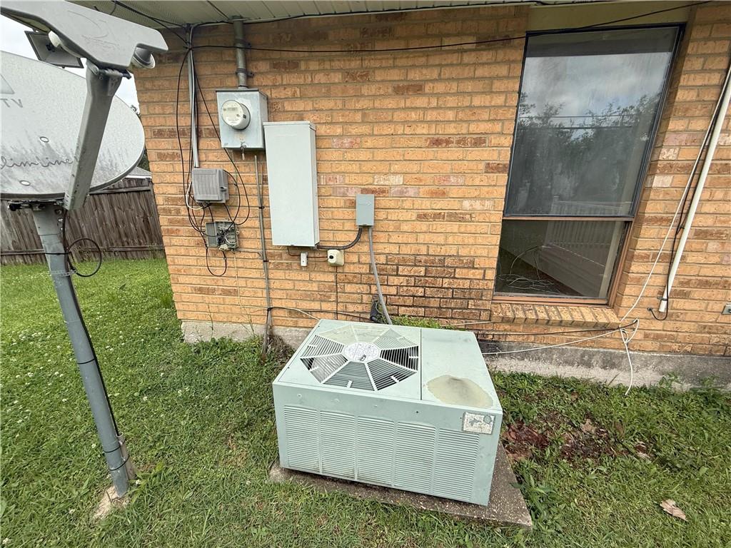 300 Lionel Court, Abita Springs, Louisiana image 11