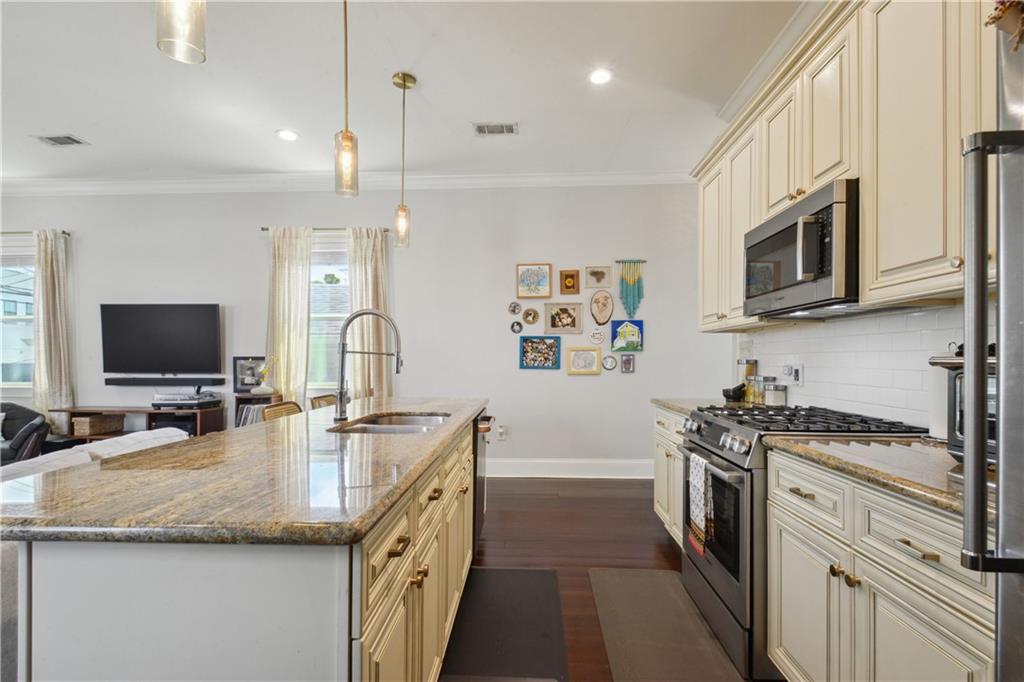 5232 Mandeville Street, New Orleans, Louisiana image 13