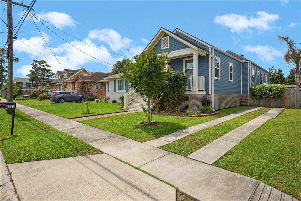 5232 Mandeville Street, New Orleans, Louisiana image 2