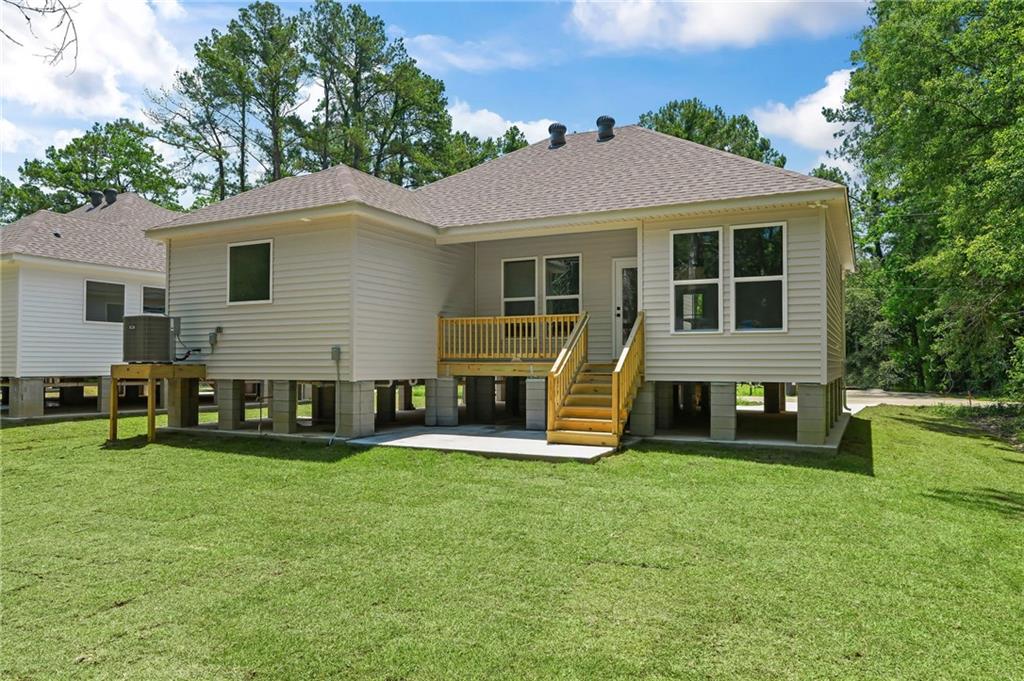 1305 Jasmine Street, Mandeville, Louisiana image 3