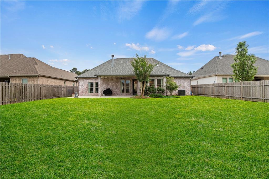 1104 Cypress Crossing Drive, Madisonville, Louisiana image 29