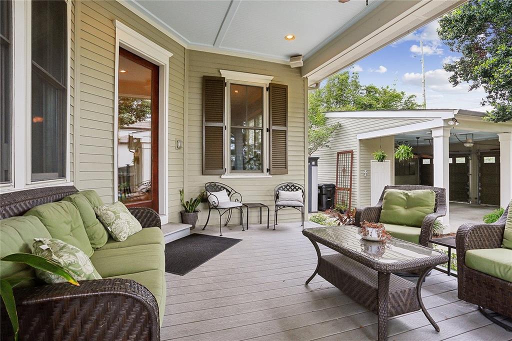 330 French Street, New Orleans, Louisiana image 12