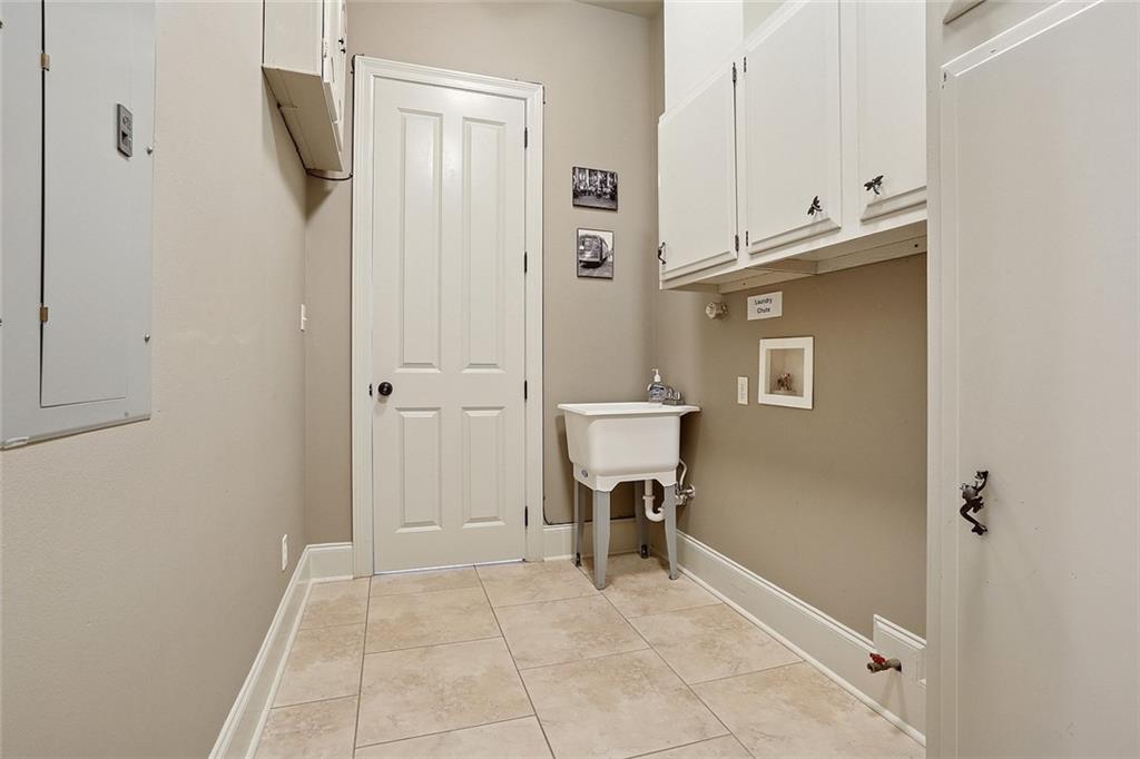 330 French Street, New Orleans, Louisiana image 16