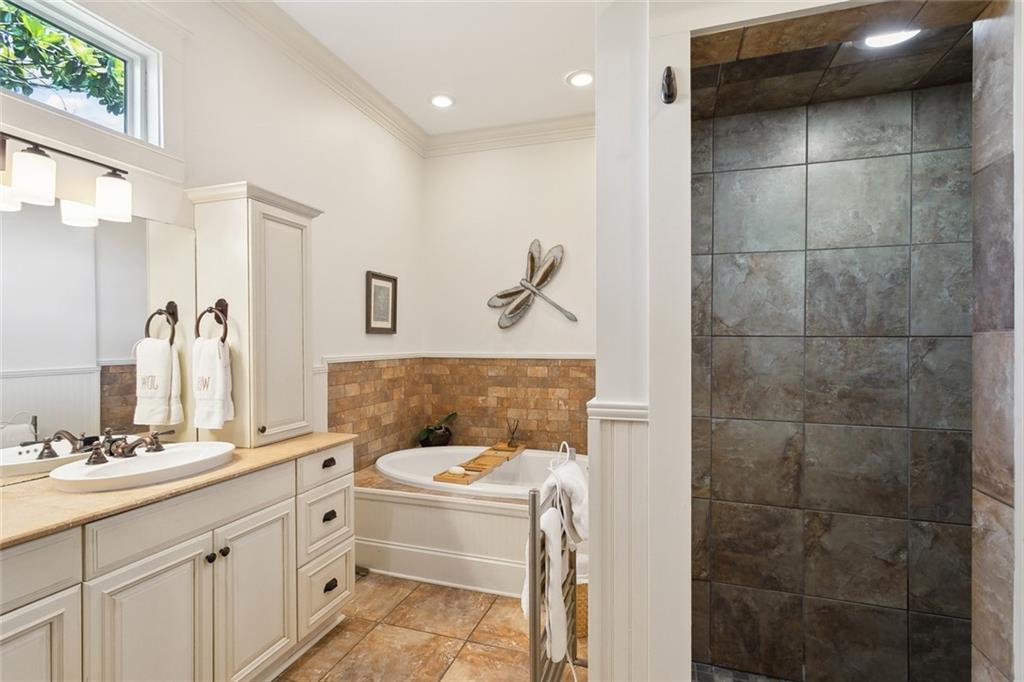 216 Oak Lane, Mandeville, Louisiana image 28