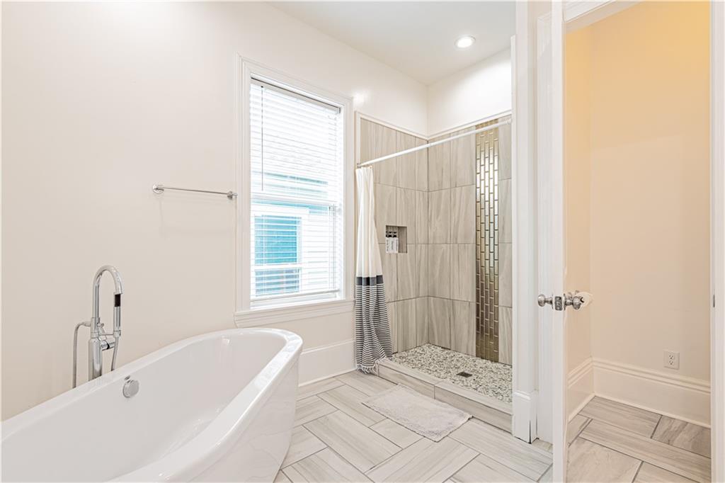 1379 Saint Anthony Street, New Orleans, Louisiana image 29