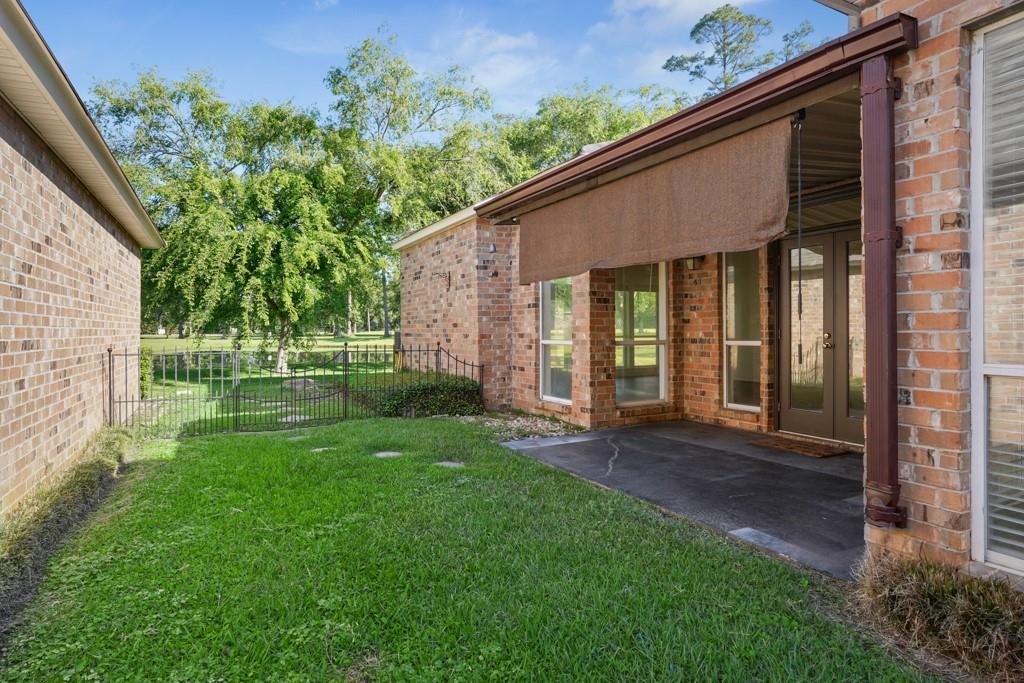 609 Queen Of Peace Street, Covington, Louisiana image 21
