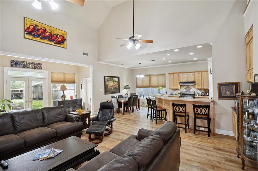 310 Orpheum Avenue, Metairie, Louisiana image 6