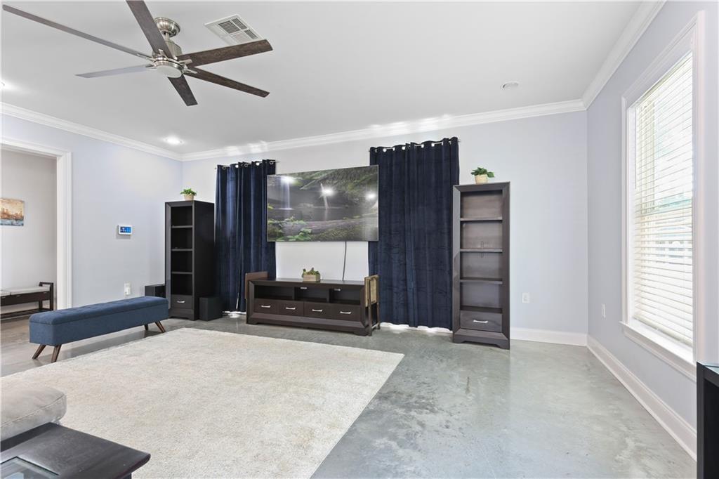 302 E Shannon Lane, Harahan, Louisiana image 4