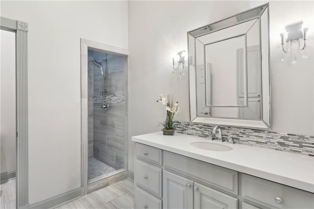 736 St Charles Avenue #2C, New Orleans, Louisiana image 9