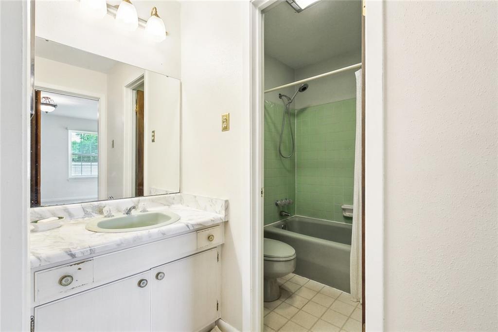 54 Marie Drive, Gretna, Louisiana image 10
