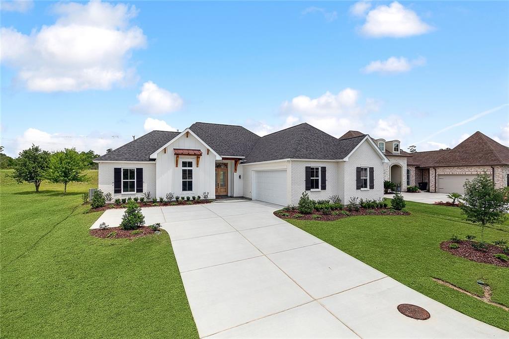 301 Cypress Lakes Drive, Slidell, Louisiana image 1