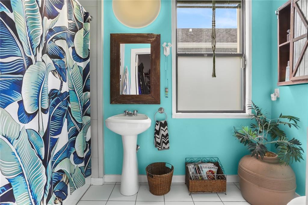 2036 Seventh Street, New Orleans, Louisiana image 17