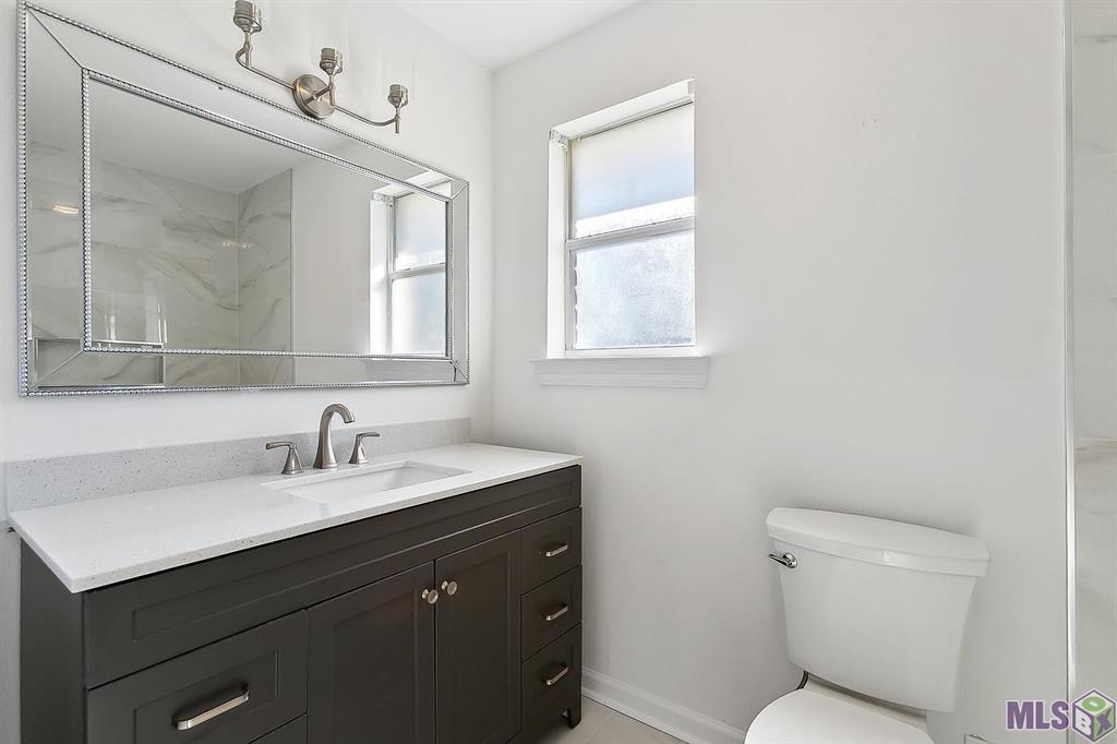 7200 Cove Drive, New Orleans, Louisiana image 12