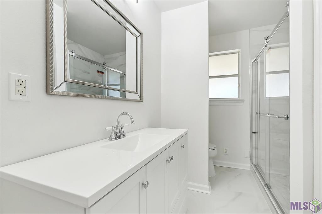 7200 Cove Drive, New Orleans, Louisiana image 14