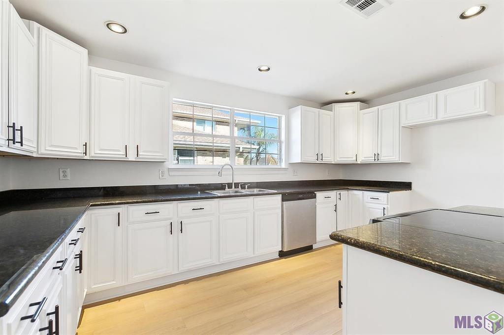 7200 Cove Drive, New Orleans, Louisiana image 5