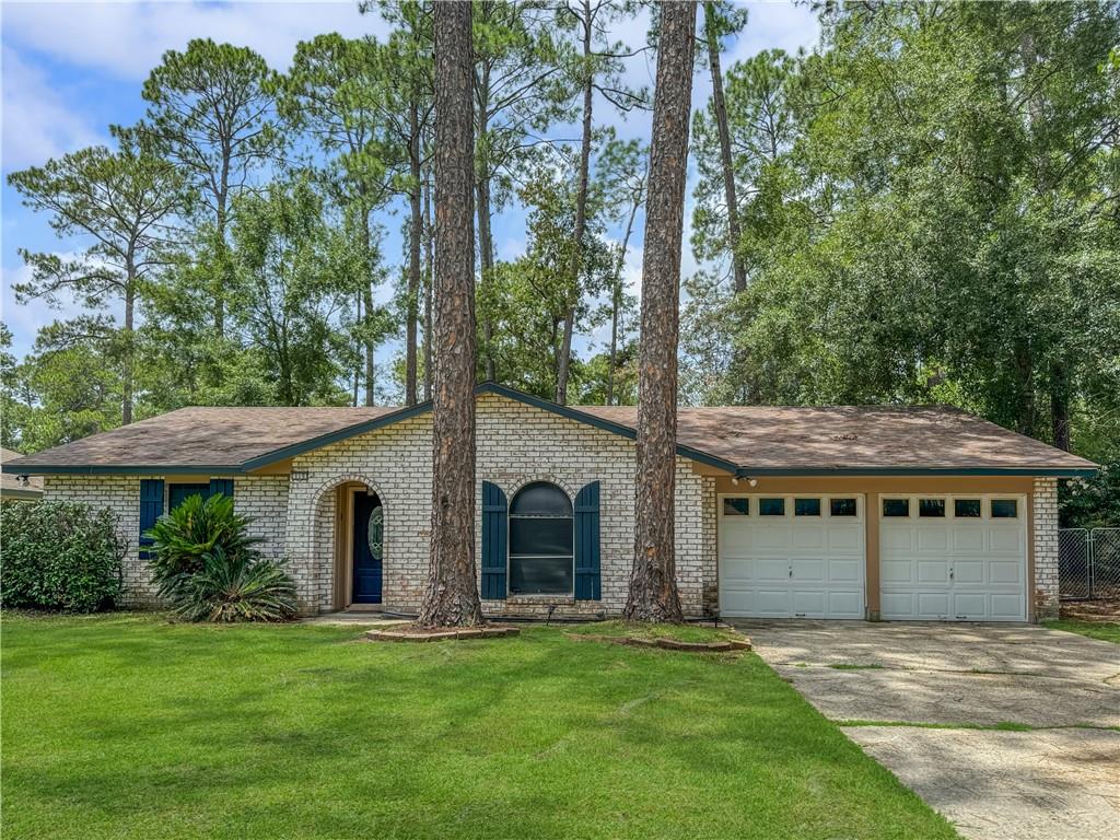 115 Spruce Circle, Slidell, Louisiana image 1