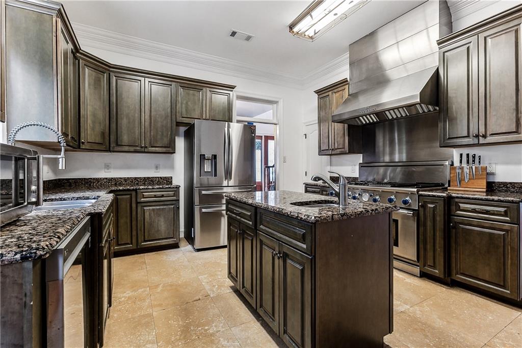 4232 Fontainebleau Drive, New Orleans, Louisiana image 12